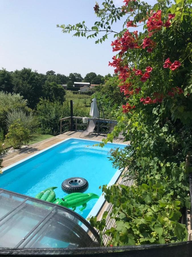 Le Petit Moulin Hotel Pouzauges Ngoại thất bức ảnh