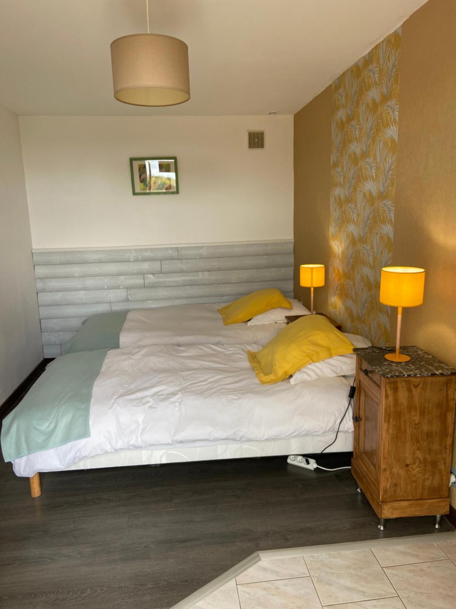 Le Petit Moulin Hotel Pouzauges Ngoại thất bức ảnh