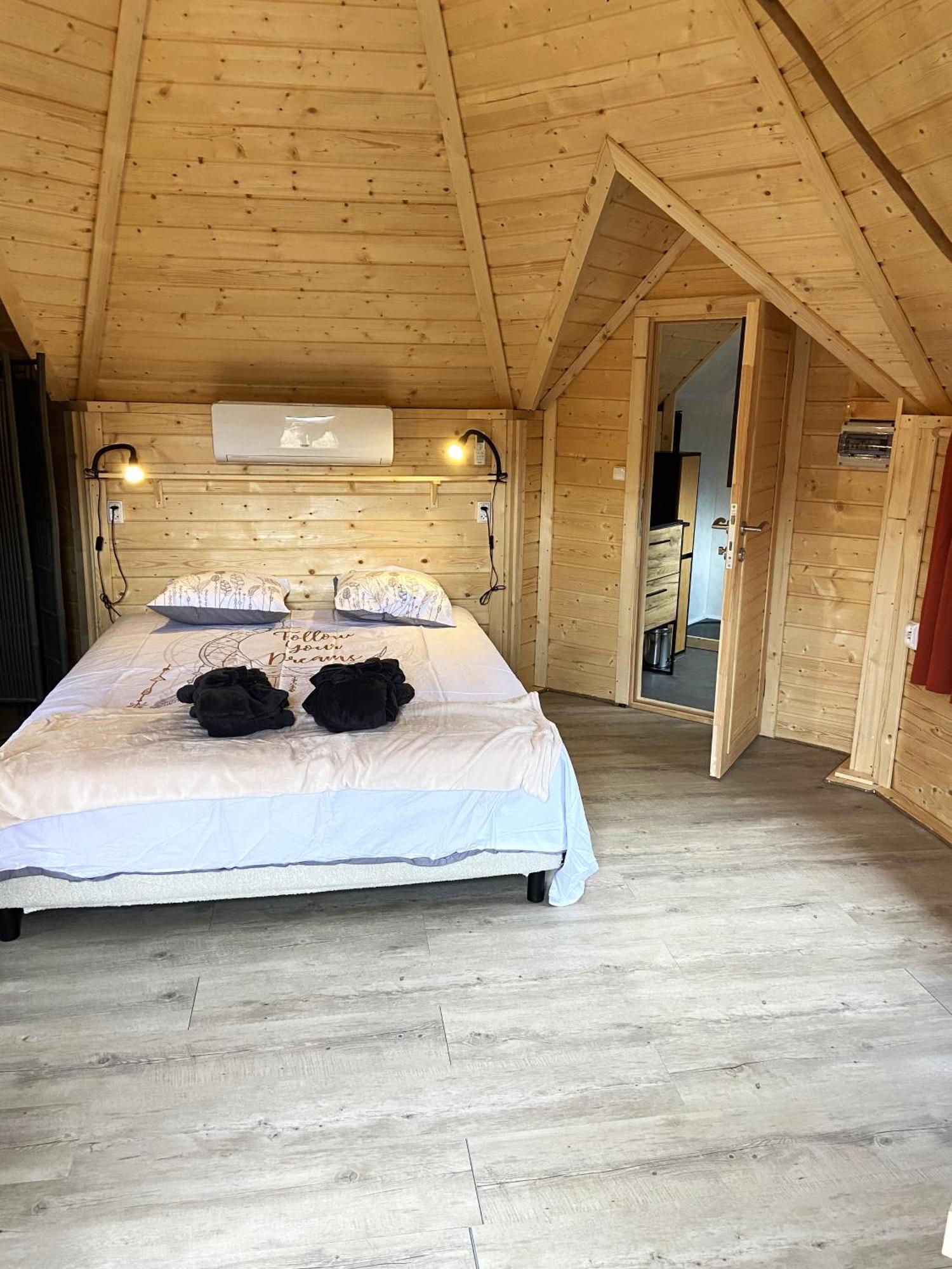 Le Petit Moulin Hotel Pouzauges Ngoại thất bức ảnh