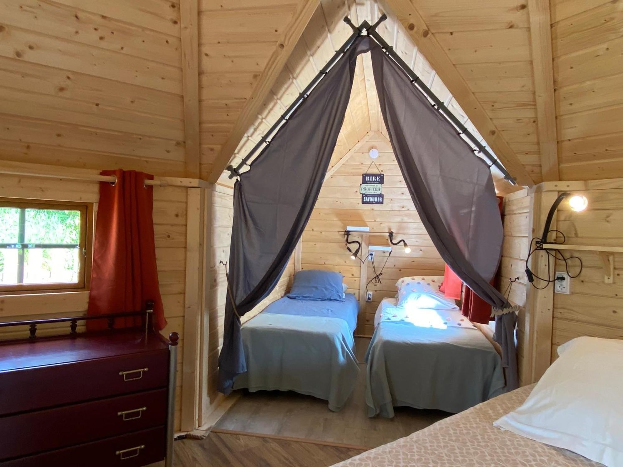 Le Petit Moulin Hotel Pouzauges Ngoại thất bức ảnh